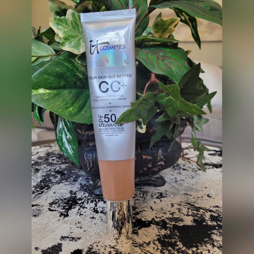 TAN- IT Cosmetics your skin but better CC+ Full coverage cream 2.53 f…